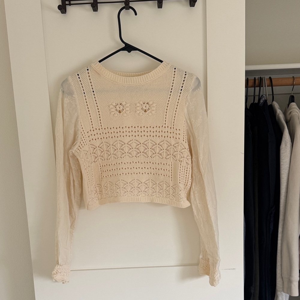 Women’s Crochet Knit Long-Sleeve Top in Cream